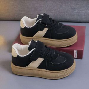 Black and beige casual sneakers